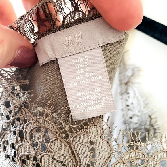 H&M Lace-trimmed Camisole Top Women's Grey Size Small NEW - Picture 8 of 9